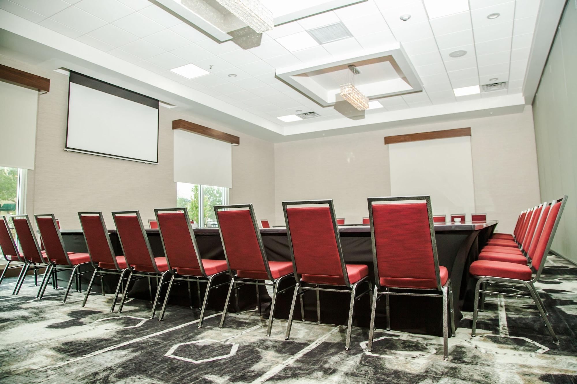 לוץ Hilton Garden Inn Tampa Suncoast Parkway מראה חיצוני תמונה