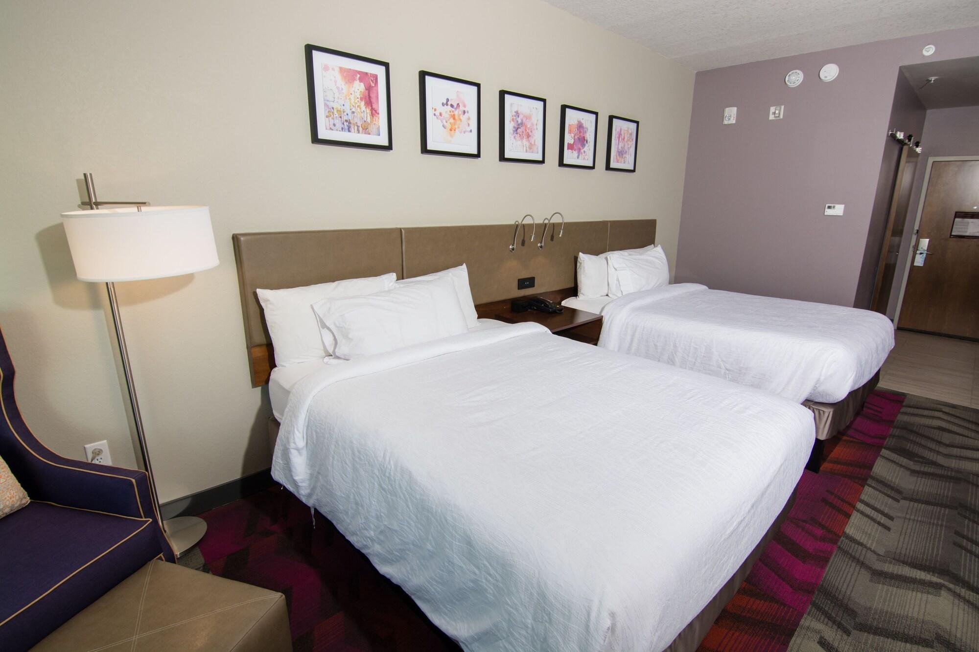 לוץ Hilton Garden Inn Tampa Suncoast Parkway מראה חיצוני תמונה